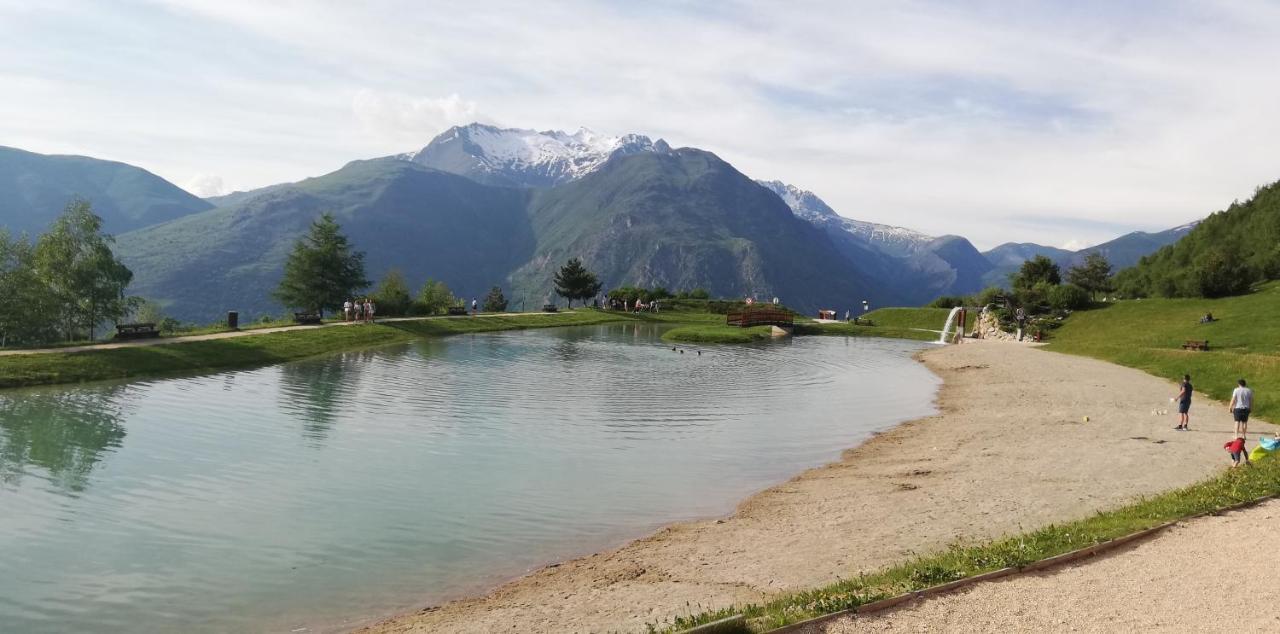 Studio 2 Alpes, Proche Lac Buissonniere, Menage Inclus, Balcon, Parking Les Deux Alpes Bagian luar foto