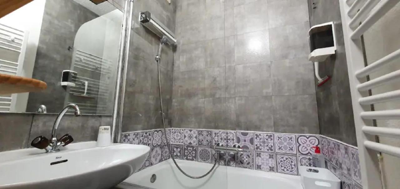 Studio 2 Alpes, Proche Lac Buissonniere, Menage Inclus, Balcon, Parking Les Deux Alpes Bagian luar foto