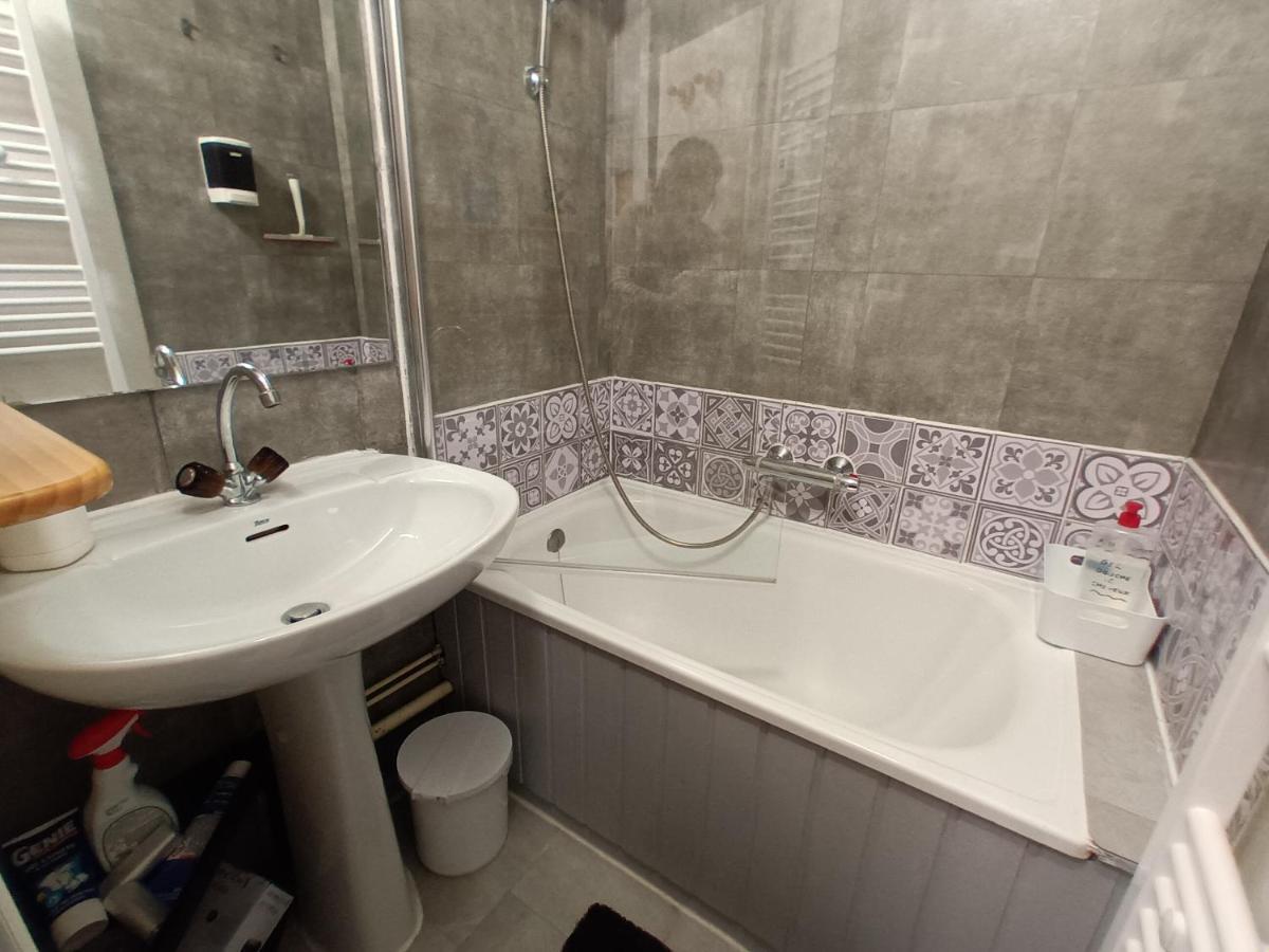 Studio 2 Alpes, Proche Lac Buissonniere, Menage Inclus, Balcon, Parking Les Deux Alpes Bagian luar foto